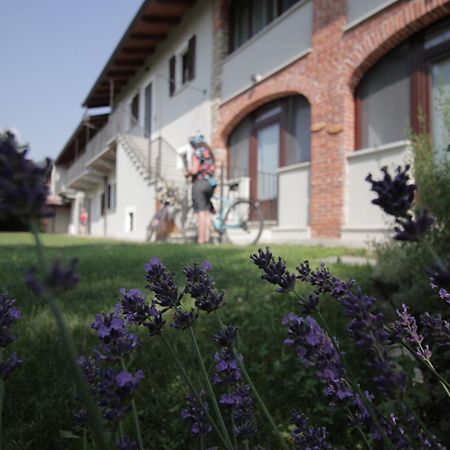 Hotel Casa Bart, Bike And Outdoor Hospitality à Villar San Costanzo Extérieur photo